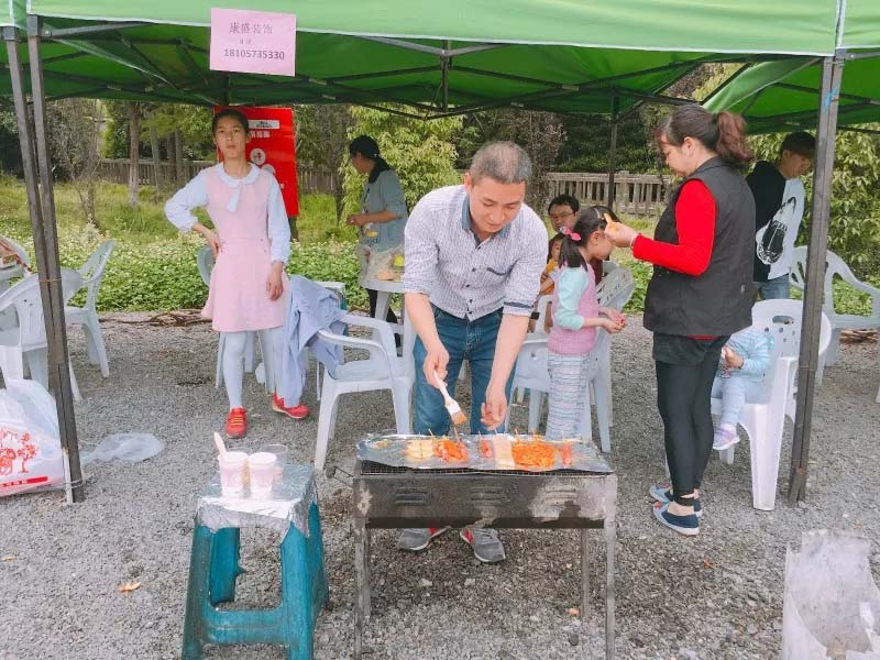 康盛裝飾VS康盛易購(gòu)，2018年戶外燒烤聚會(huì)了解一下？